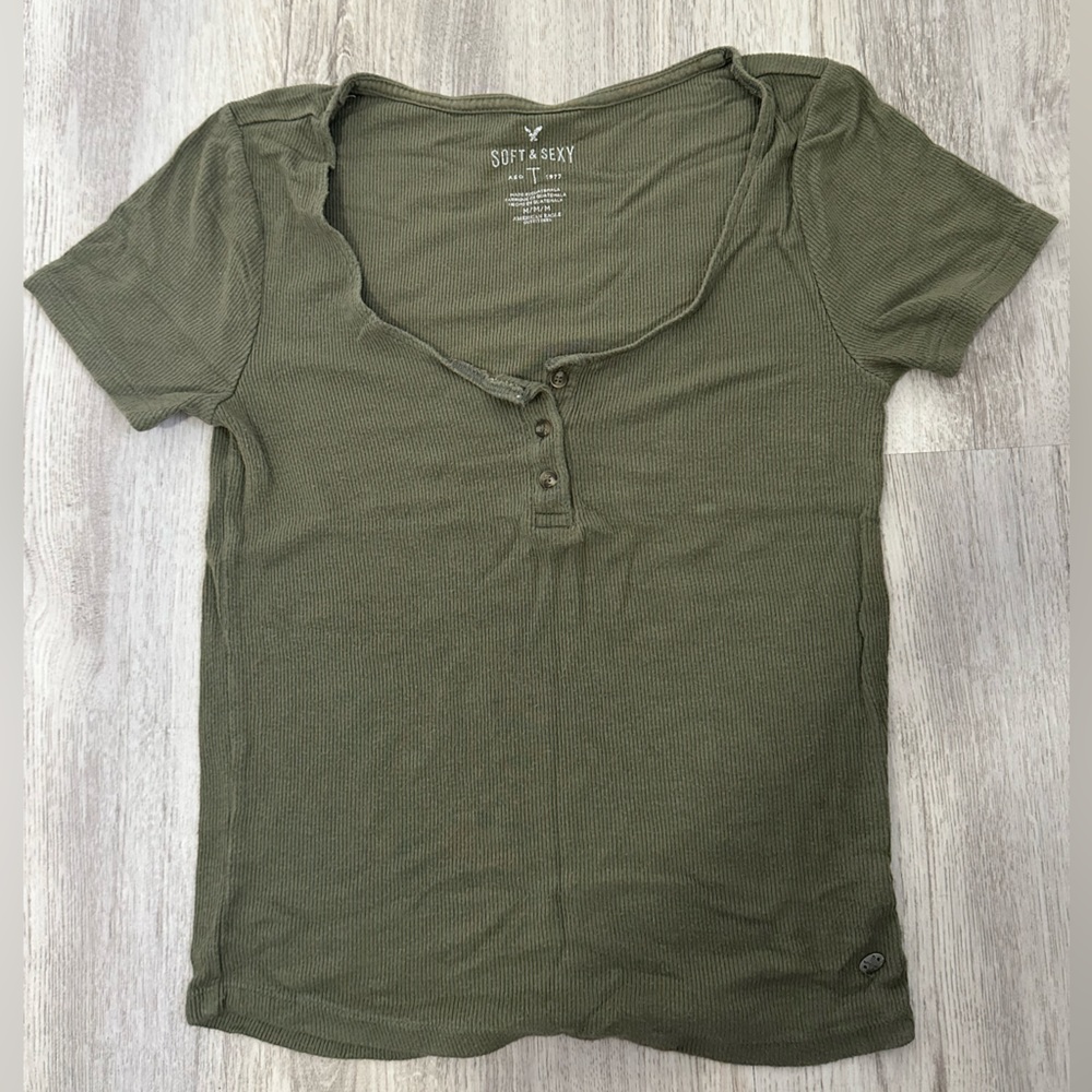 American Eagle Crop Top